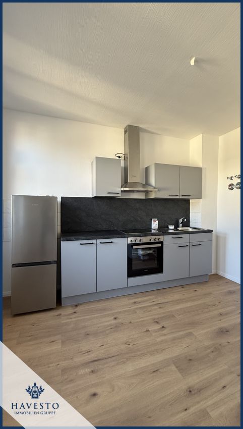 Wunderschöne renovierte 2-Zimmer Wohnung mit Balkon ins Grüne, neuer EBK & hochwertiger Ausstattung! - Photo 4