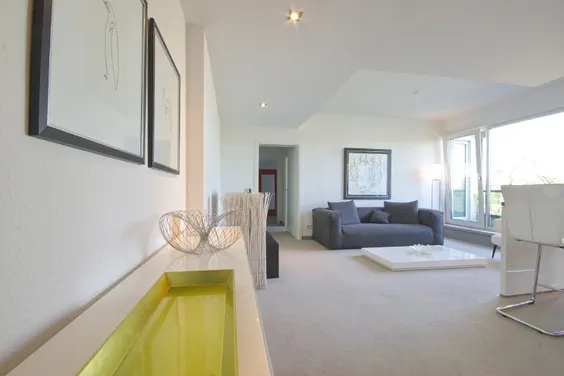 Hochwertige, moderne Wohnung mit Balkon und DSL-W-LAN, in Essen-Bredeney