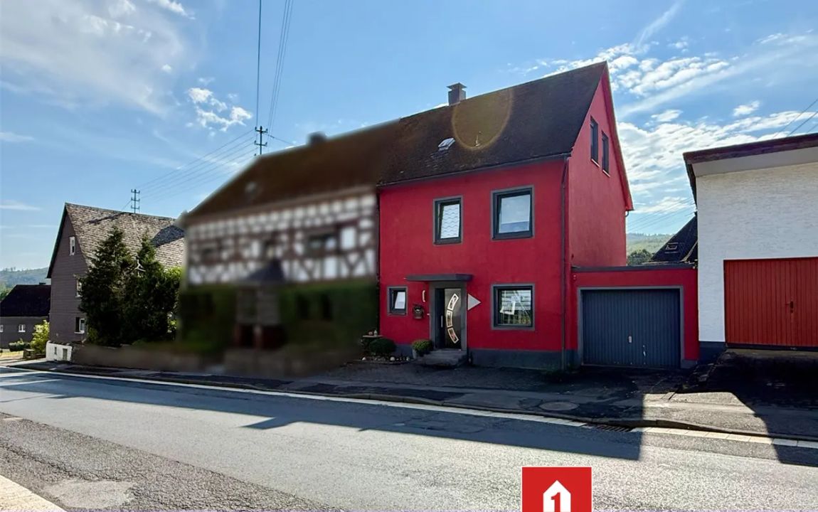 Wohlfühlen in zentraler Lage – gepflegte Doppelhaushälfte mit Garten und Terrasse!