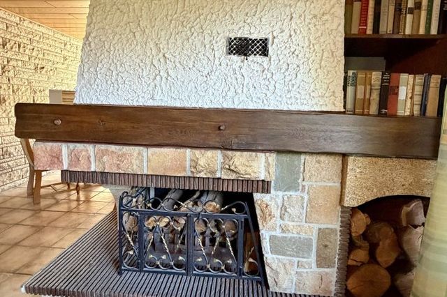 Jetziger Kamin im Erdgeschoss