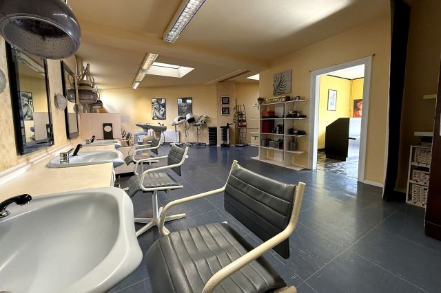 Salon EG