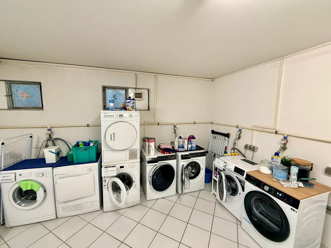Moderne 1 ZKB/Terrassen Wohnung mit Einbauküche im Souterrain - Foto 5