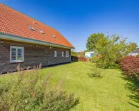 Mit zahlreichen Obstbäumen bepflanzt