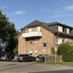 Moderne 2-Zimmer-ETW mit sonnigem Balkon und PKW-Stellplatz in Moers-Asberg