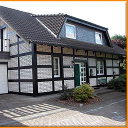 ***Komfortables Einfamilienhaus mit Landhauscharakter in ruhiger Lage***