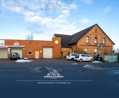 Mischimmobilie mit Zweifamilienhaus und vermieteter Werkstatt-/Lagerhalle auf 3.885 m² in Garbsen