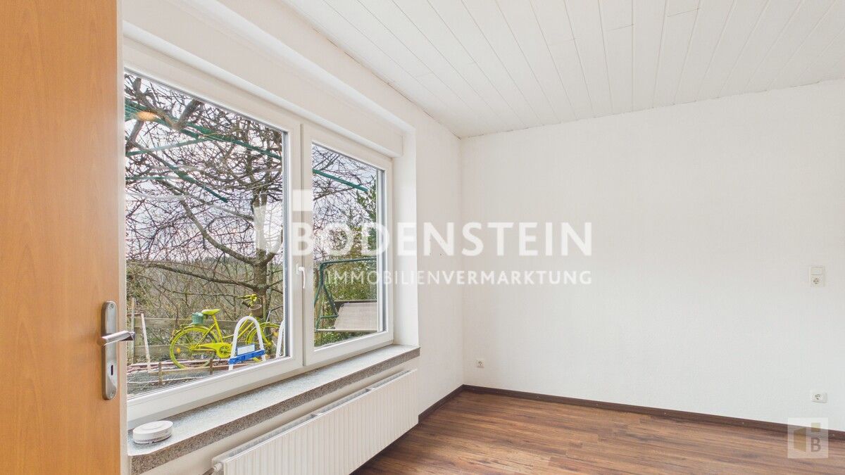 Wohnung UG Schlafzimmer II