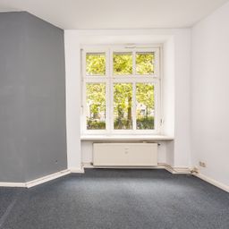 Stylische Erdgeschosswohnung mit großem Terrassenbereich nahe Kollwitzplatz!