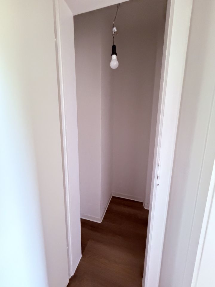 Komplettsanierung! 1-Zimmer-Wohnung mit Balkon - Foto 4