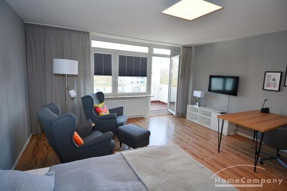 Modern möblierte Wohnung in Kiel Schilksee mit Balkon