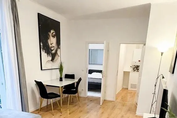 Modern möblierte 2-Zimmer-Wohnung mit Balkon in Obergiesing