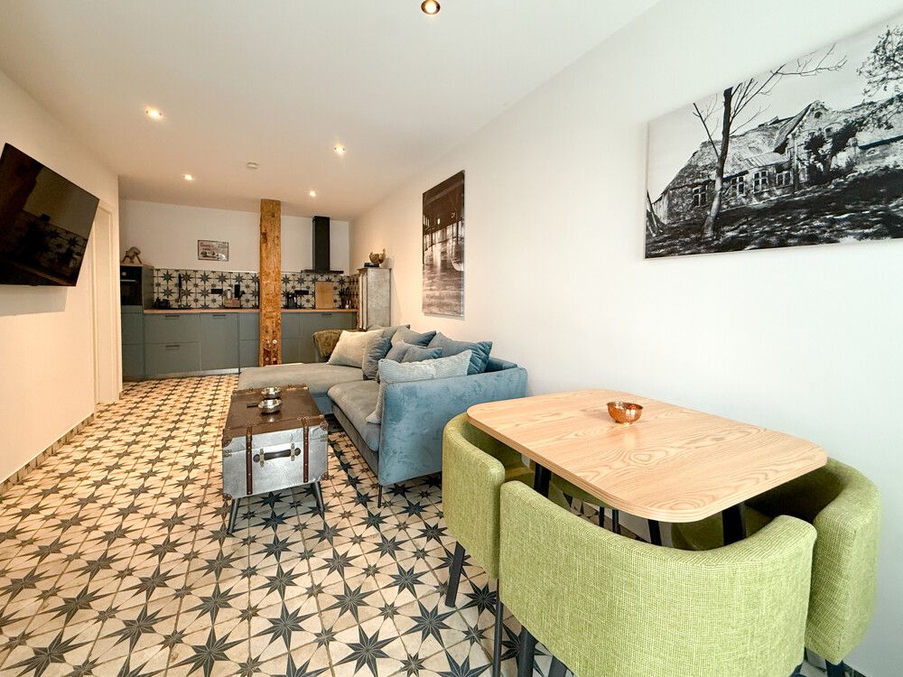 Hinten links - Wohnen u. Küche