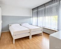 Schlafzimmer 2. OG Links