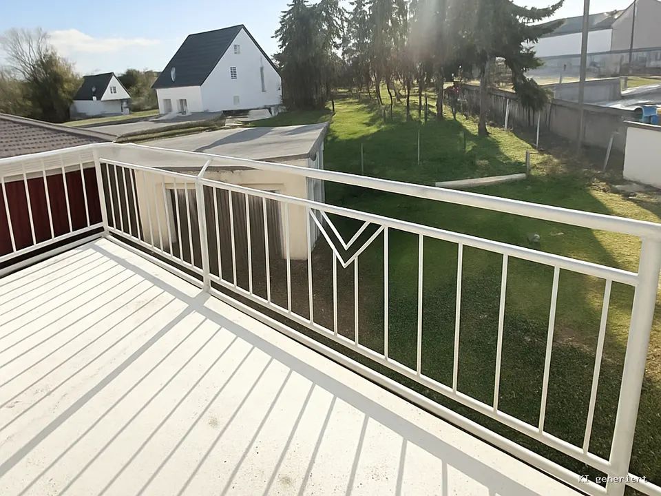 Einfamilienhaus mit Garage, Balkon & Sauna in begehrter Lage von KO-Rübenach zu verkaufen!