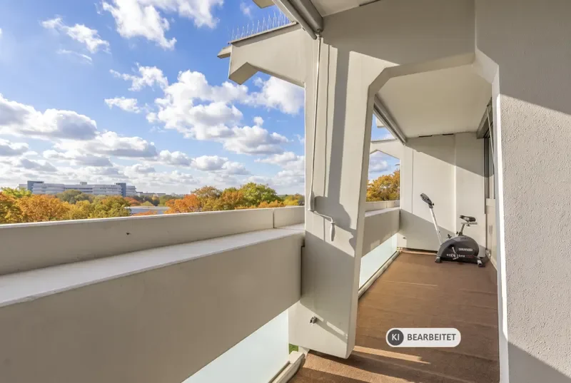 KI-bearbeitet: Balkon