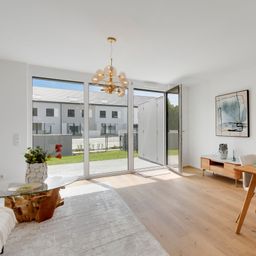 Modernes Neubauquartier: 27 Reihenhäuser für Familien & Pendler !