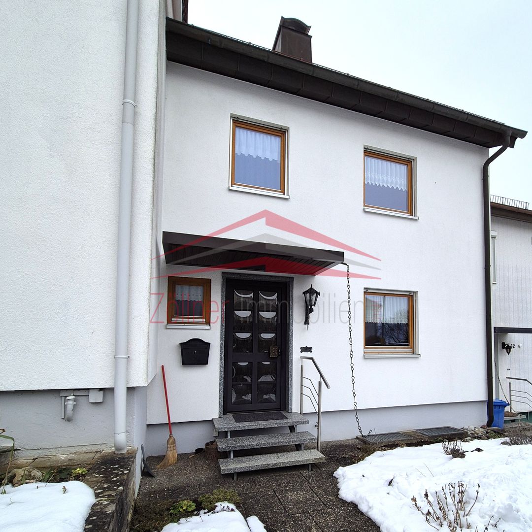 Gepflegtes Reihenmittelhaus mit großer Terrasse und Garage in ruhiger Lage von Aalen-Triumphstadt