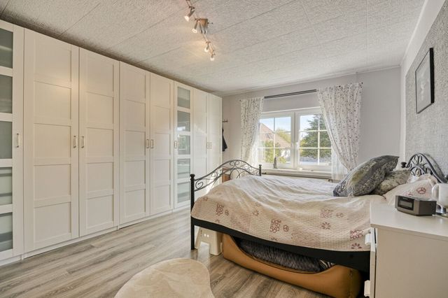 Schlafzimmer I OG