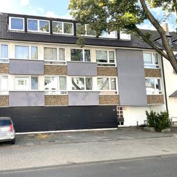 6-Familenhaus mit vier Garagen in guter Lage von Düren.