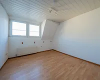 Zimmer 2 OG