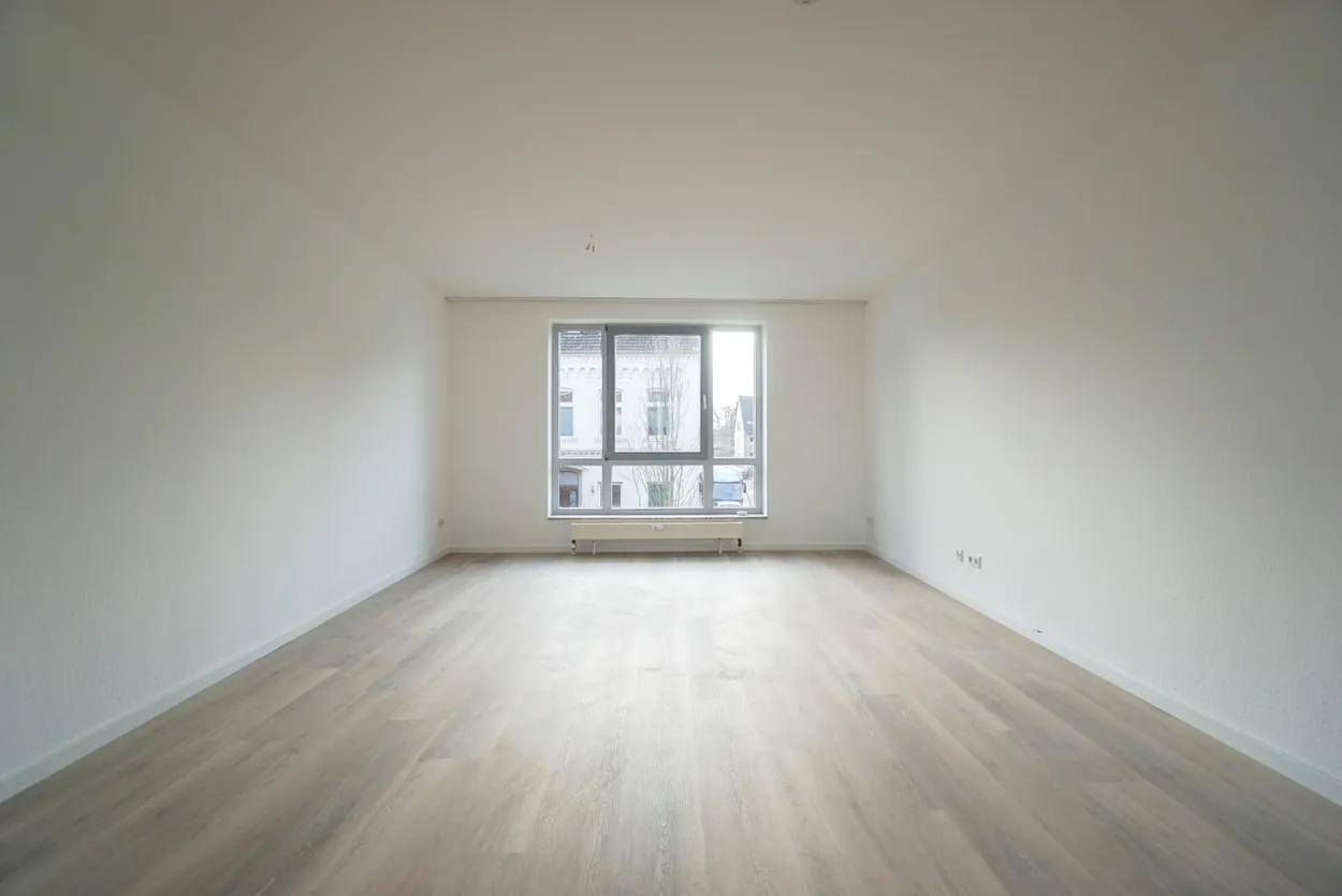 Tönisvorst: Sanierte 3 Zimmer Wohnung in zentraler Lage