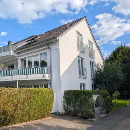 Renditestark & zukunftssicher: vermietete Dachgeschosswohnung mit Drachenfelsblick!
