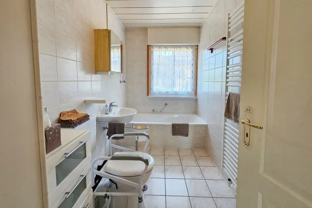 Badezimmer EG