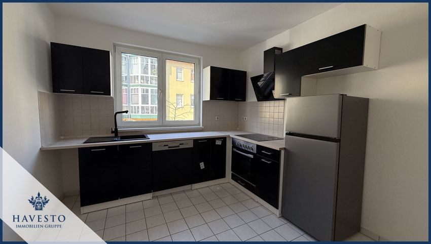 Attraktive Wohnung mit 2-Zimmern, neuer Einbauküche, Balkon & Stellplatz! - Photo 4