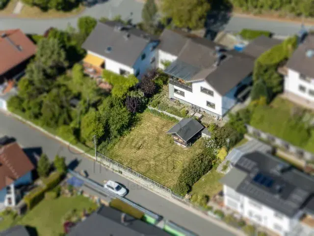 Sonnengrundstück zum Verlieben!