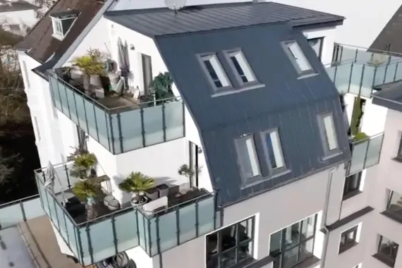 **** Penthouse als Maisonette, mit Aufzug und vier Terrassen/Balkone .....****