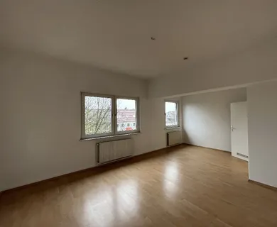 Wohnen im Kaiserviertel, helle neu renovierte ca. 81 m² Wohnung im 4.OG! - Photo 2