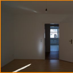 + +RUHIGES WOHNEN IN DER NÄHE DER BARMER INNENSTADT + +