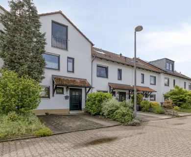 Reihenmittelhaus in ruhiger Spielstraße / Einziehen und Wohlfühlen