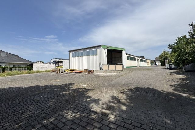 Rückansicht Halle
