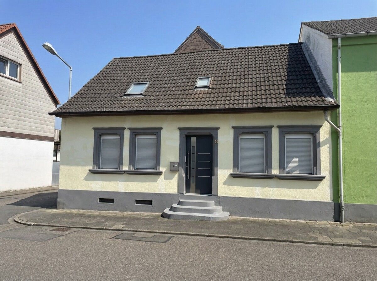 Straßenansicht