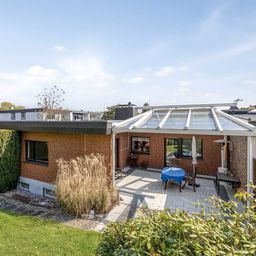 Großzügiger Bungalow mit sonnigem Garten im Ratinger Grachtenviertel