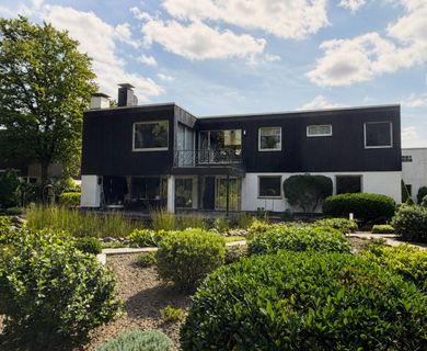 Einfamilienhaus der Extraklasse in DU-Bergheim/Grenze MO-Schwafheim