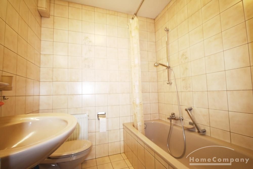 Badezimmer mit Wanne