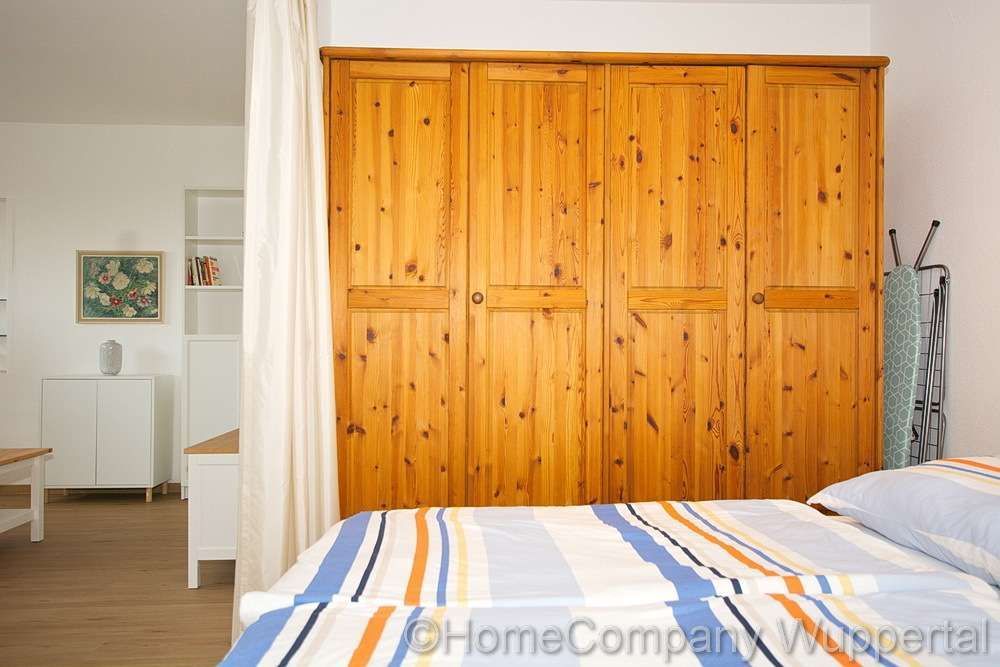 Kleiderschrank