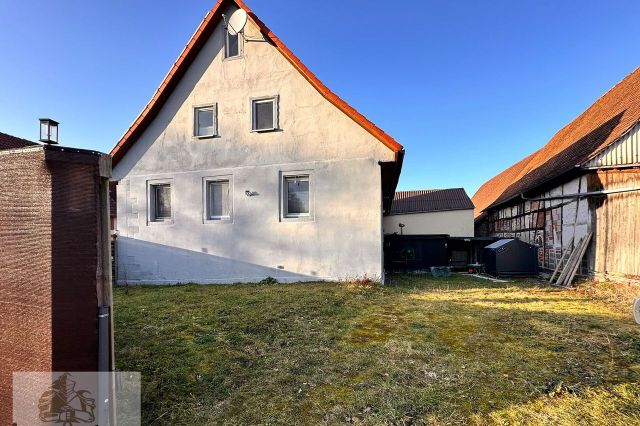 Blick ins Grundstück