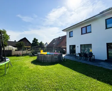 Topmoderne Doppelhaushälfte aus dem Baujahr 2021 zum Verkauf