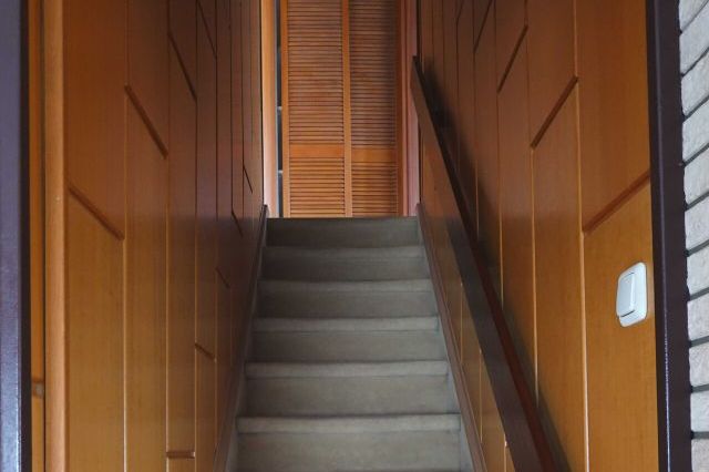 Treppe ins Obergeschoss