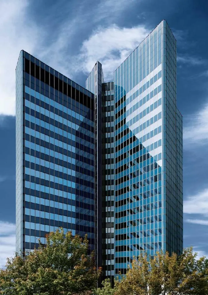 *PROVISIONSFREI* ca. 890 – 4.640 m² Büroetagen, über den Dächern von Dortmund zu vermieten.