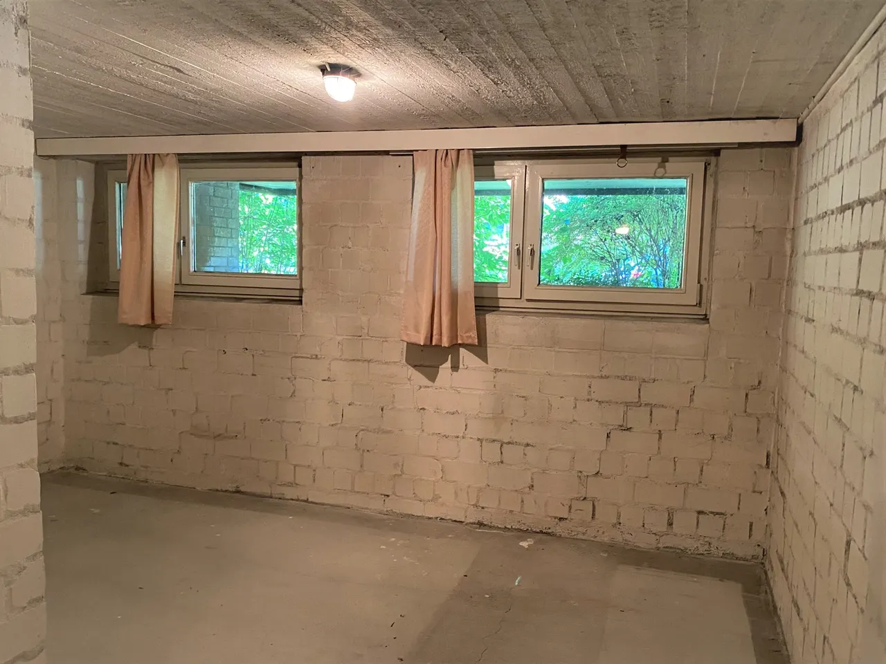 Kellerraum mit Tageslicht