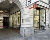 Eingang und Schaufenster