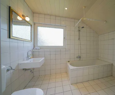 Hösel: Ruhig gelegene Wohnung für Einzelperson - Photo 2