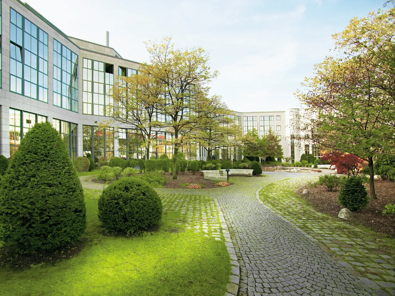 Außenanlagen (©Deka Immobilien)