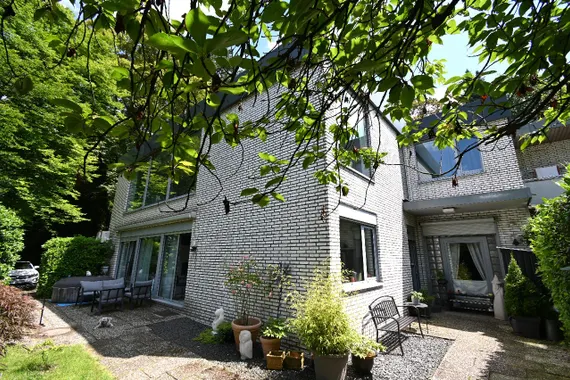 **** Schönes Architektenhaus im Bauhausstil:  provisionsfrei ....****