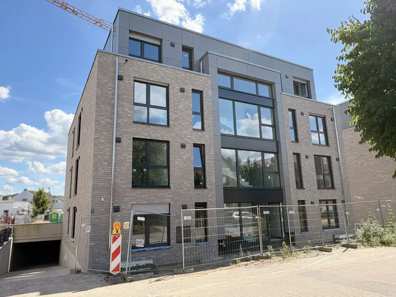 Altersgerecht, attraktiv & ausgezeichnet gelegen! – Penthouse zur Miete - Photo 1