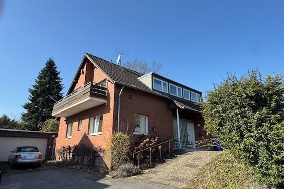 Freistehendes Einfamilienhaus mit Einliegerwohnung in Top Lage Mönchengladbach-Haiderfeld